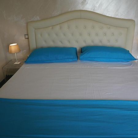 Guest House Emily Suites Półwysep Sorrentyński Zewnętrze zdjęcie
