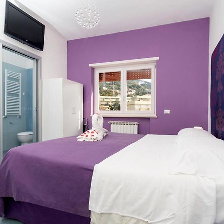 Guest House Emily Suites Półwysep Sorrentyński Zewnętrze zdjęcie