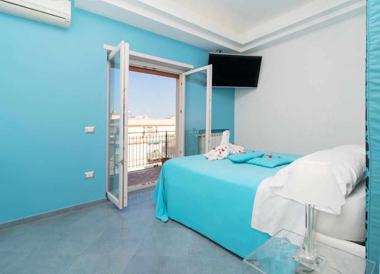 Guest House Emily Suites Półwysep Sorrentyński Zewnętrze zdjęcie