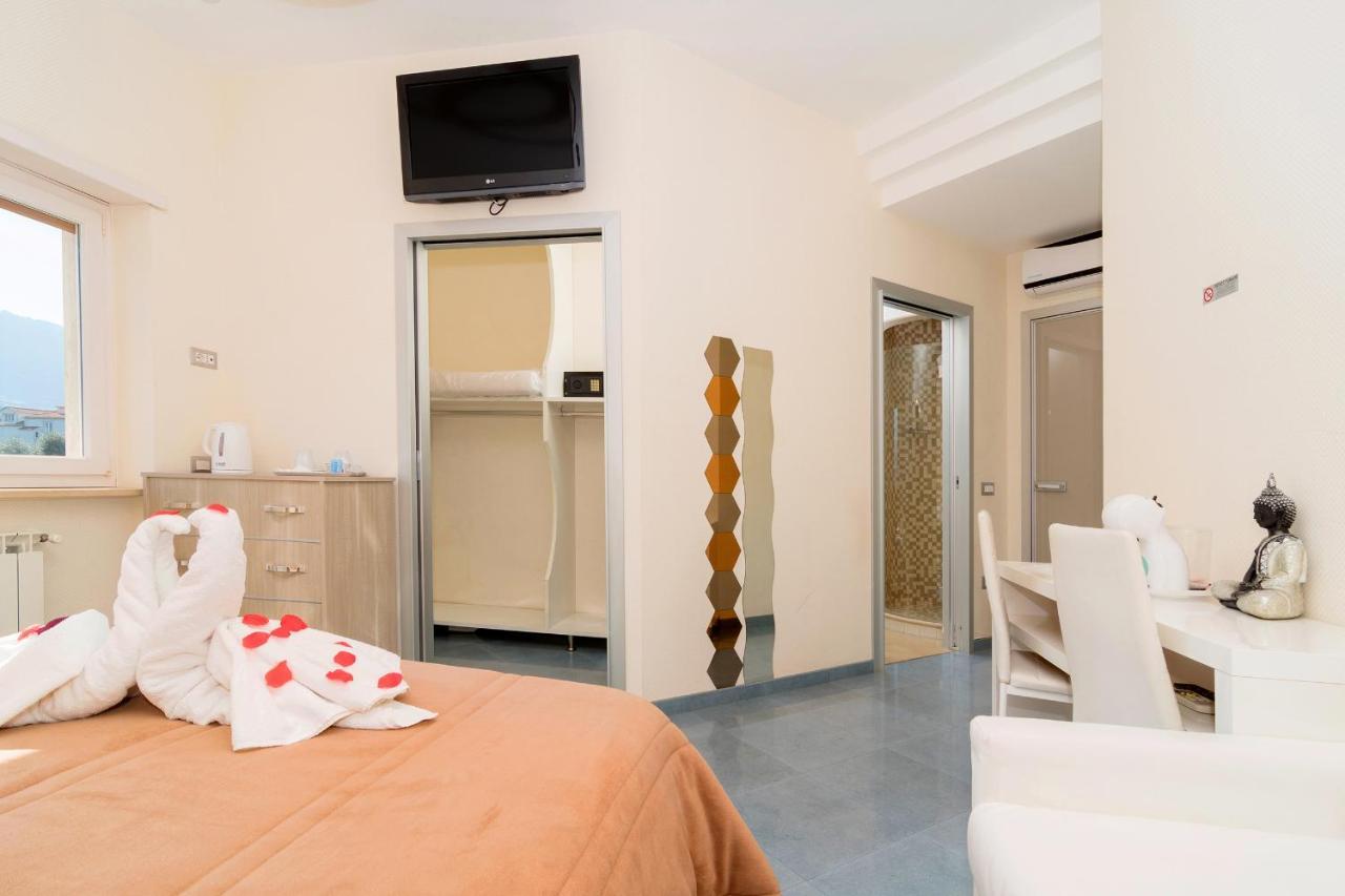 Guest House Emily Suites Półwysep Sorrentyński Zewnętrze zdjęcie