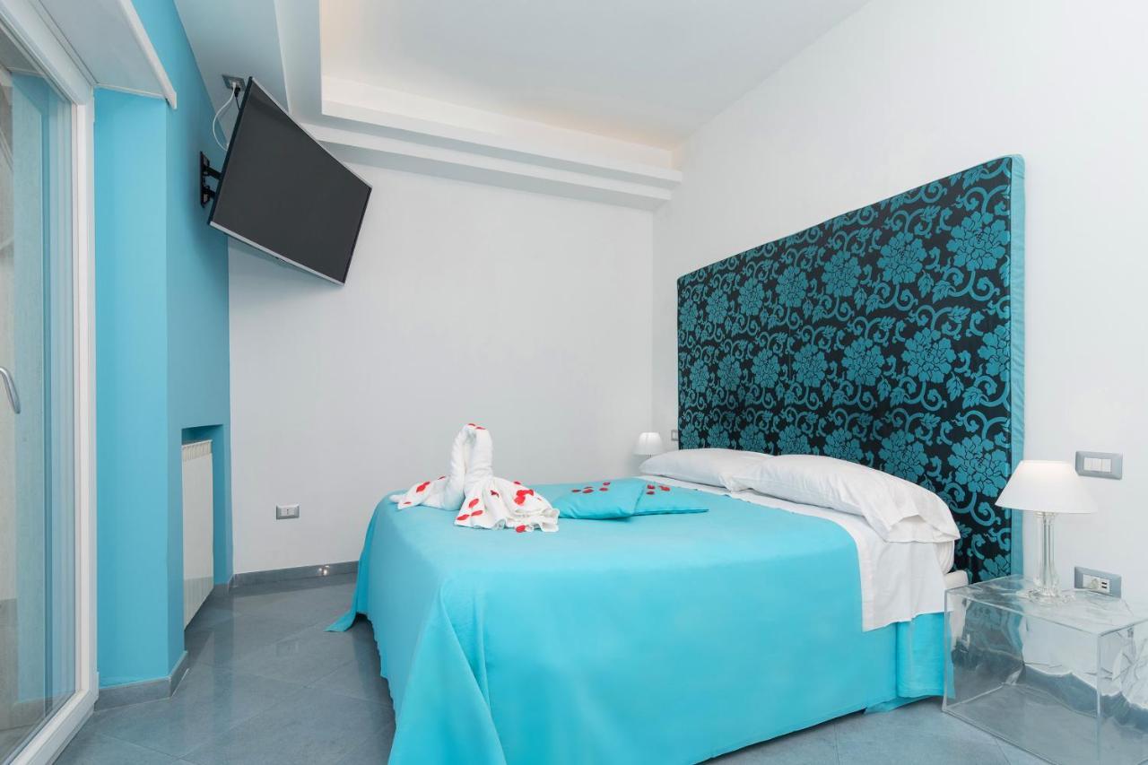 Guest House Emily Suites Półwysep Sorrentyński Zewnętrze zdjęcie