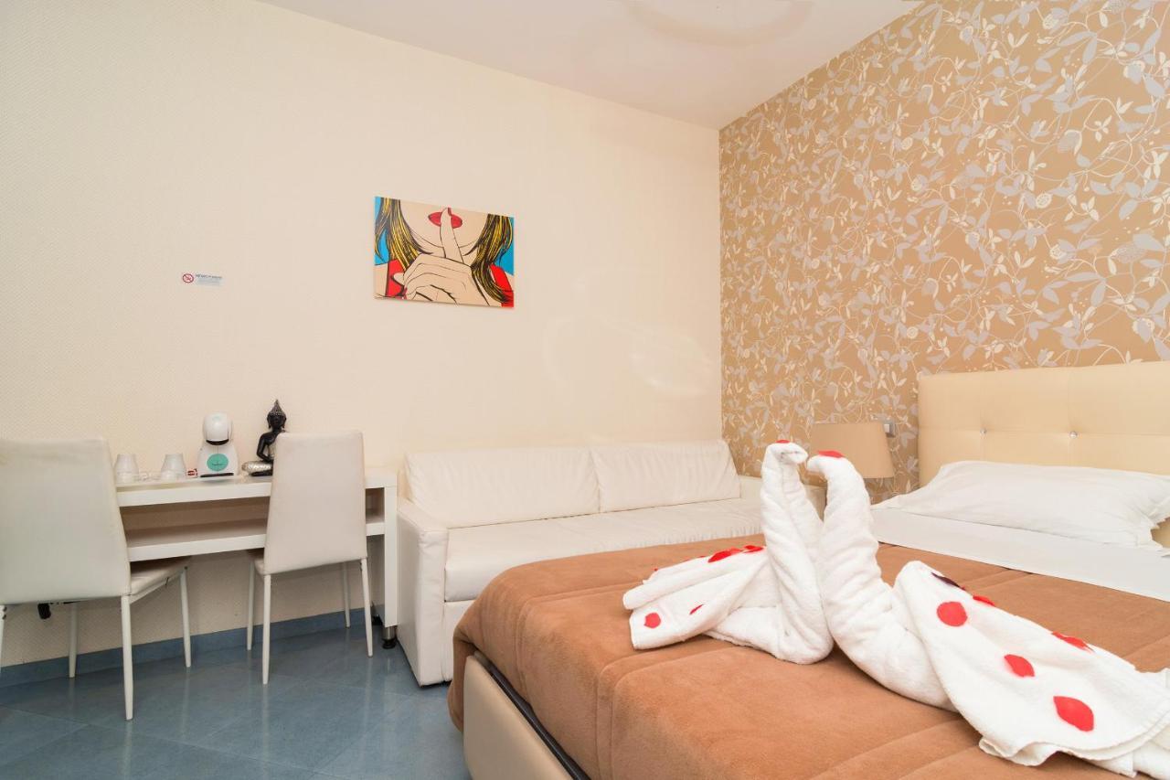 Guest House Emily Suites Półwysep Sorrentyński Zewnętrze zdjęcie