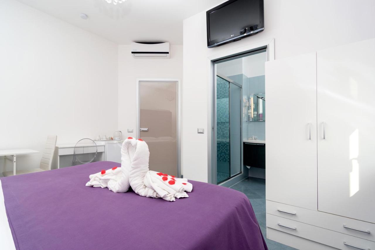 Guest House Emily Suites Półwysep Sorrentyński Zewnętrze zdjęcie