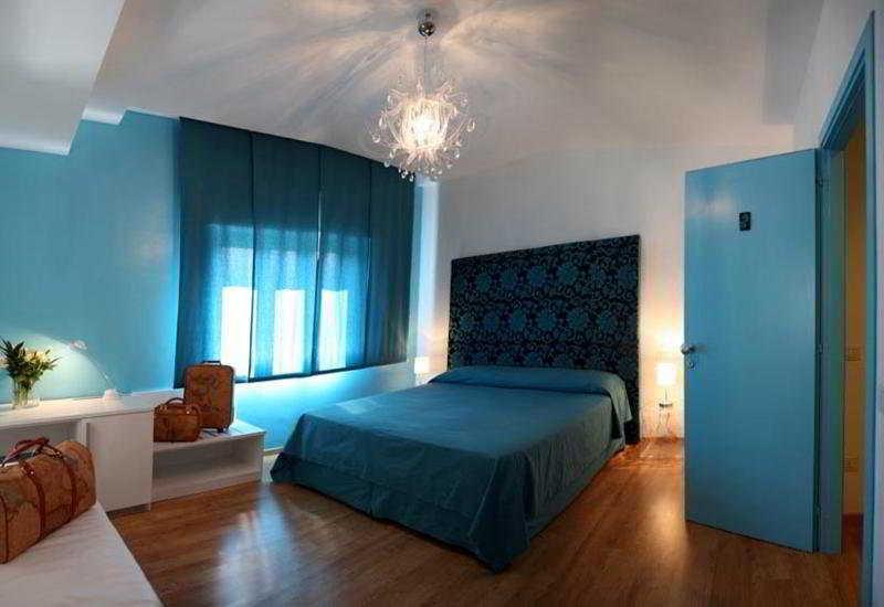 Guest House Emily Suites Półwysep Sorrentyński Zewnętrze zdjęcie